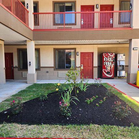 Palace Inn Sam Houston Race Park West Road ภายนอก รูปภาพ