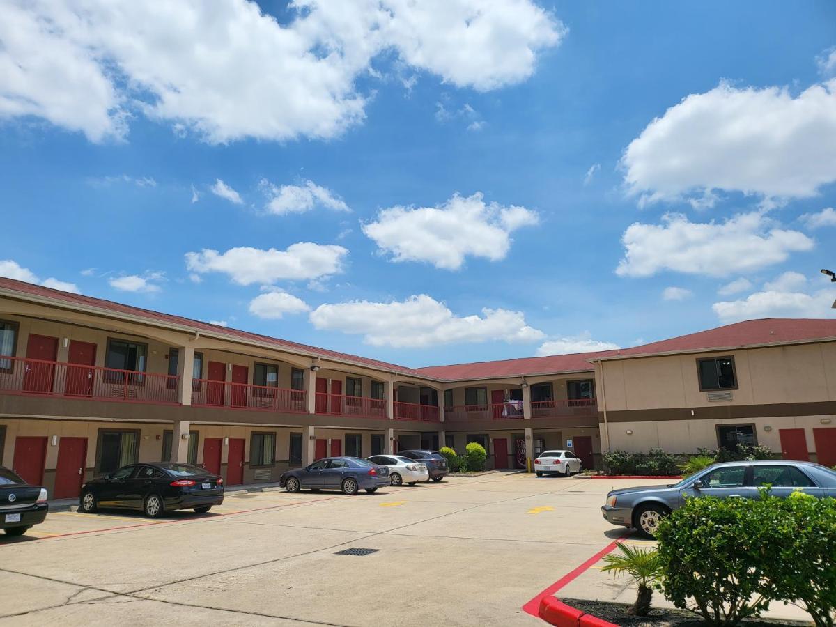 Palace Inn Sam Houston Race Park West Road ภายนอก รูปภาพ