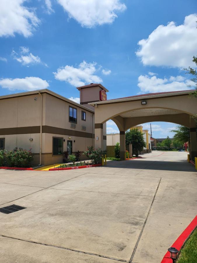 Palace Inn Sam Houston Race Park West Road ภายนอก รูปภาพ